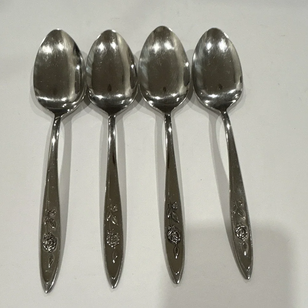 Set of 4 Oneida Community Stainless Steel Silver serving spoons My Rose
